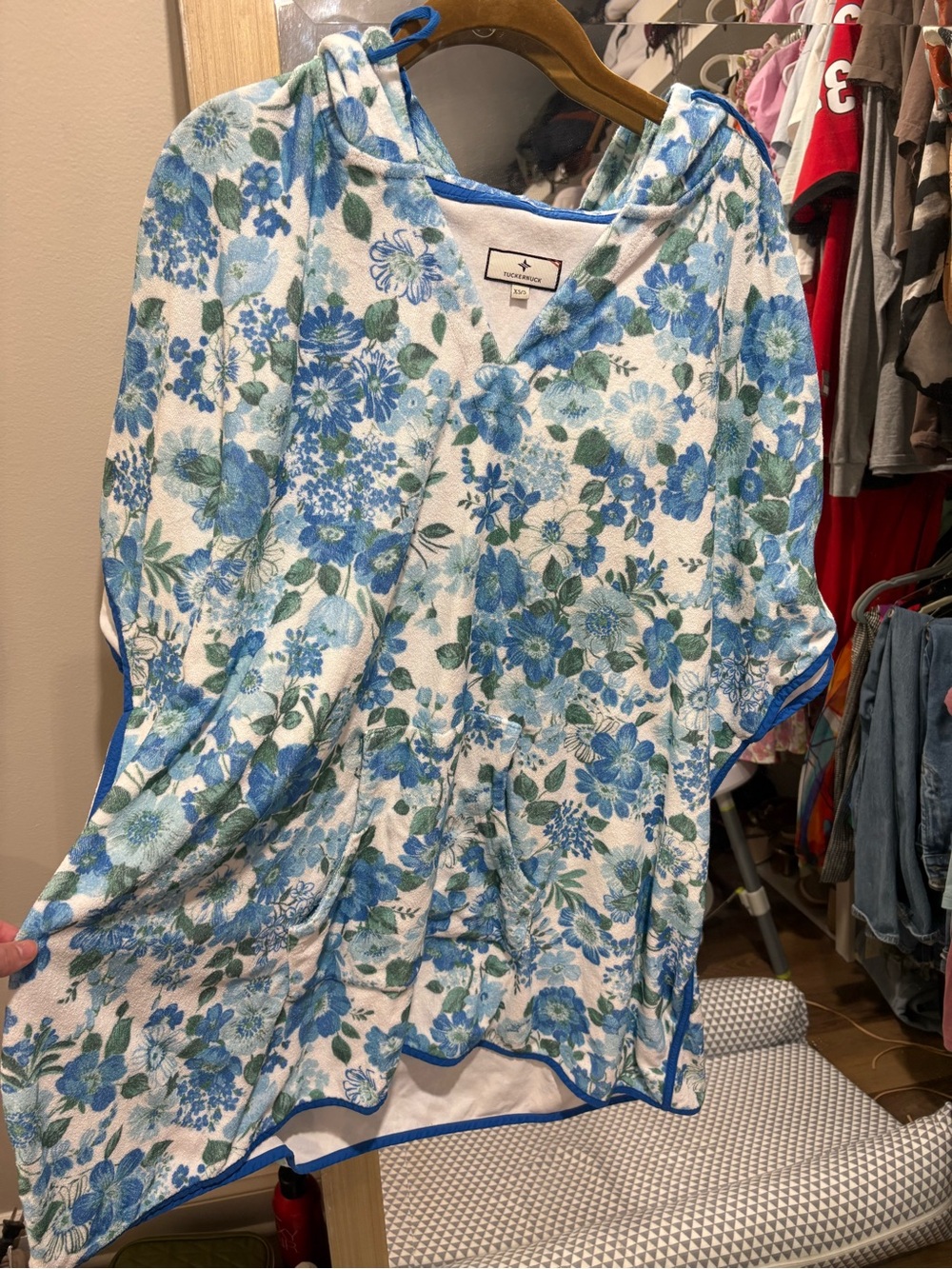 Tuckernuck Blue and White Floral Hooded Tunic